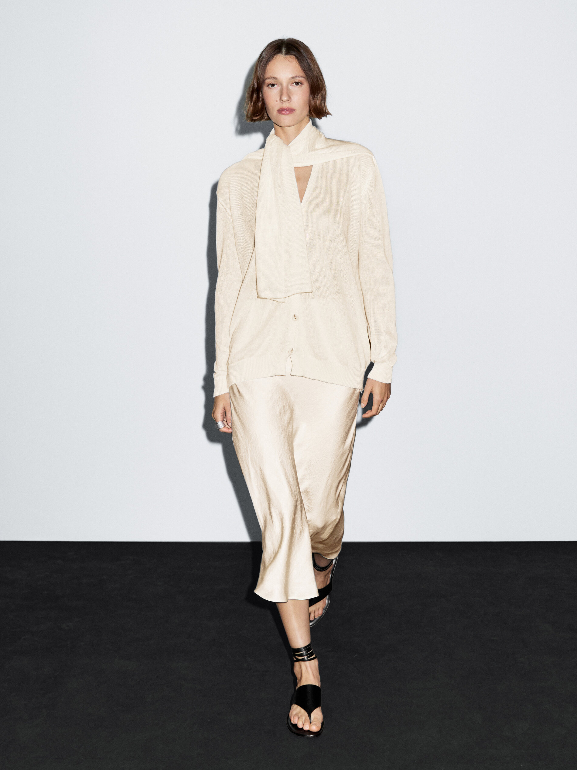 Linen Blend Knit Cardigan With Scarf