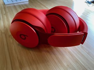 Beats Solo Pro