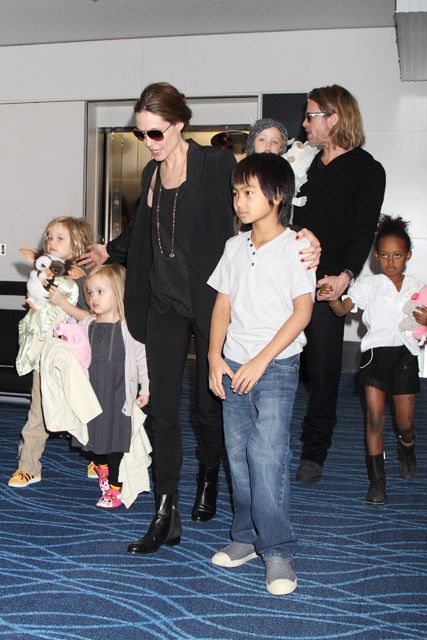 Angelina Jolie, Angelina Jolie children, Angelina Jolie actress, Angelina Jolie Maleficent, Maleficent, Disney Maleficent, Angelina Jolie and Brad Pitt, Angelina Jolie family, Brad Pitt, Angelina Jolie Sleeping Beauty, Angelina Jolie films, Jolie-Pitt kid