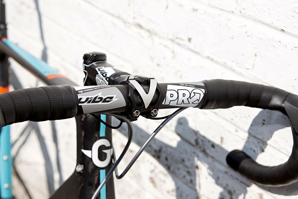 Pro Vibe Carbon UD bars