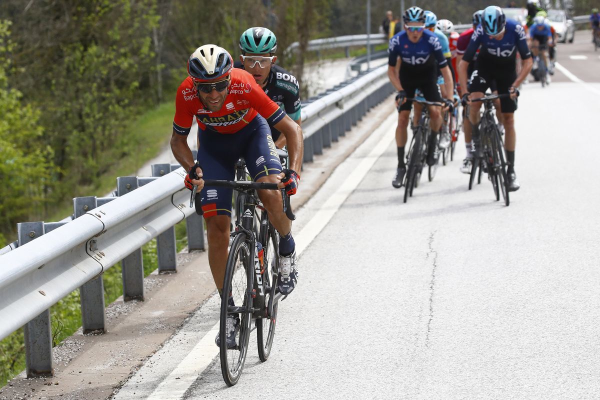 Vincenzo Nibali in attack mode