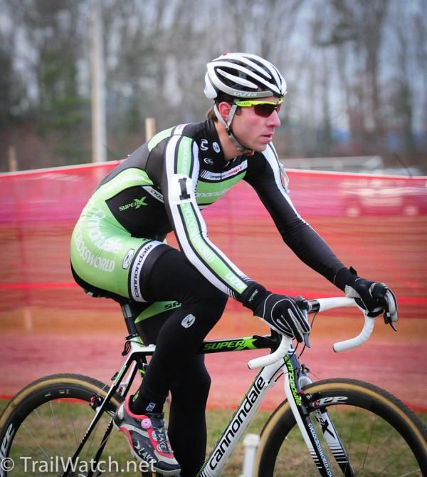 Jeremy Powers (Cannondale-Cycorcrossworld.com) cruising late in the race