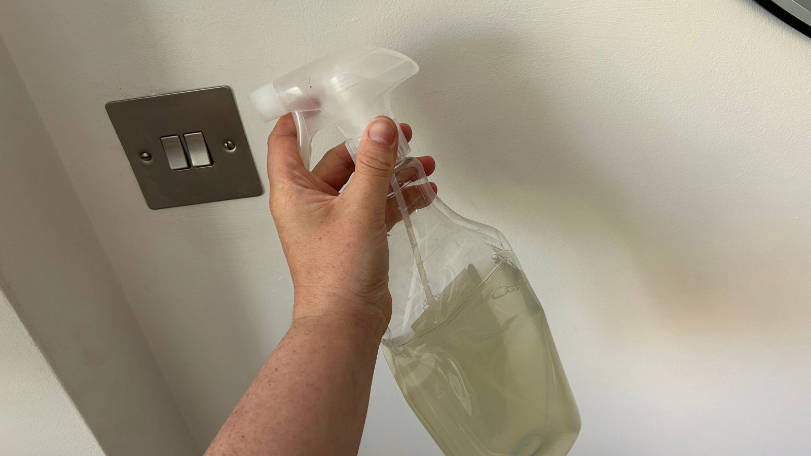 Anti BAC buatan sendiri dalam botol semprot