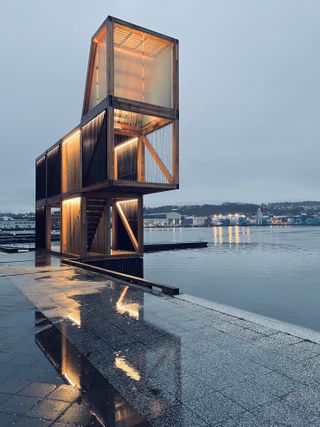 FLYT, Norway bathing installation by rintala eggertsson evening view