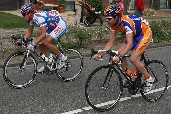 The breakaway is fading with one lap to go.