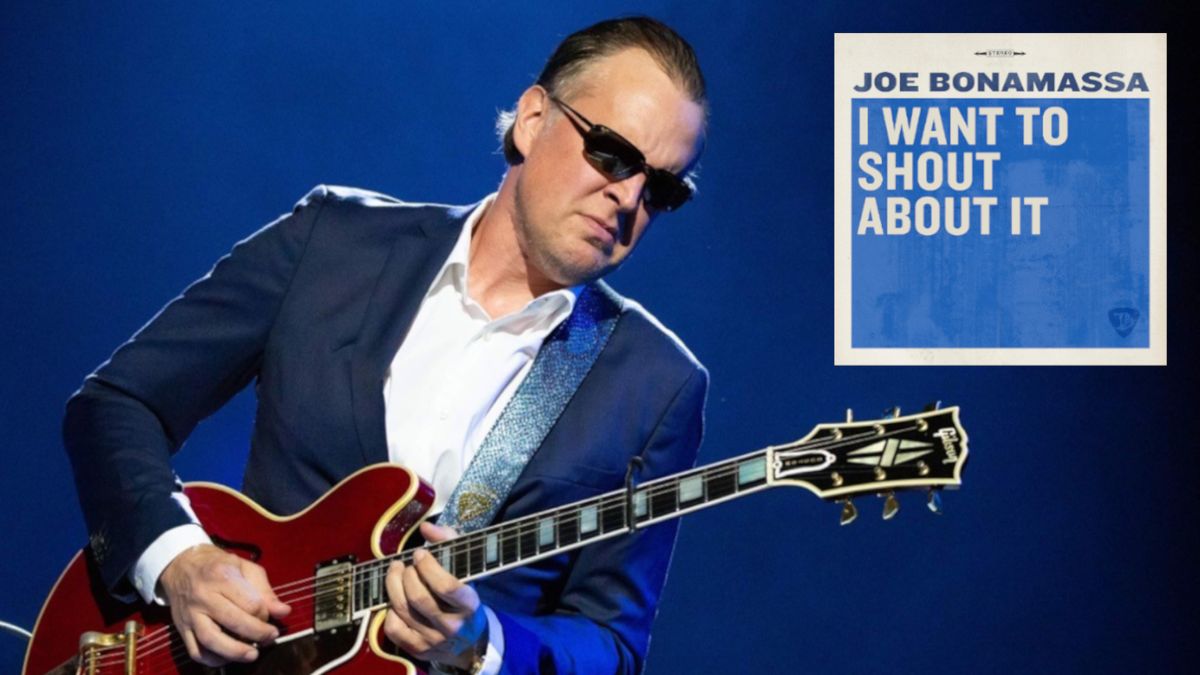 Joe Bonamassa plays a Gibson ES-355 live