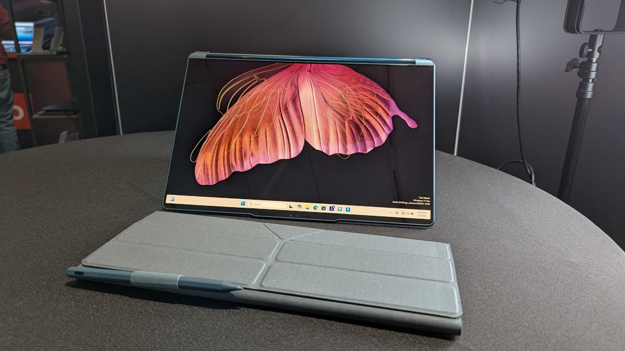 Lenovo Yoga Book 9i 14 (Gen 10)