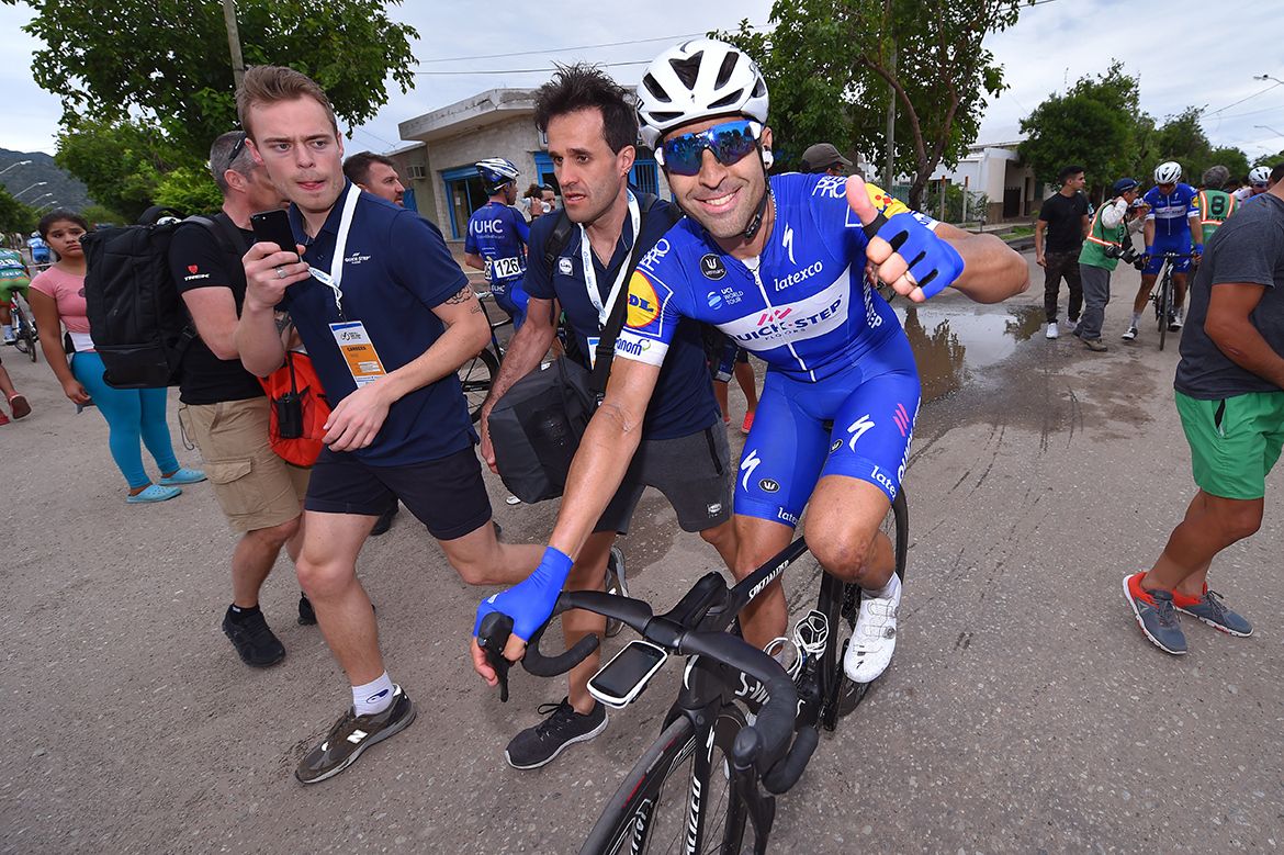 Thumbs up from stage winner Max Richeze (Quick-Step Floors)