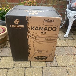 Testing the Landmann Mini Kamado Grill at home