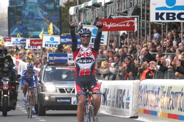 Peter Van Petegem took his second Ronde in 2003.