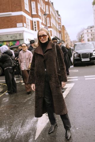 London street style trends winter 2024