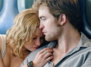 Robert Pattinson - Remember Me - Robert Pattinson Remember Me - Celebrity News - Marie Claire