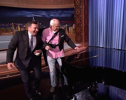 Chevy Chase and Jimmy Fallon do a 2-handed piano duet