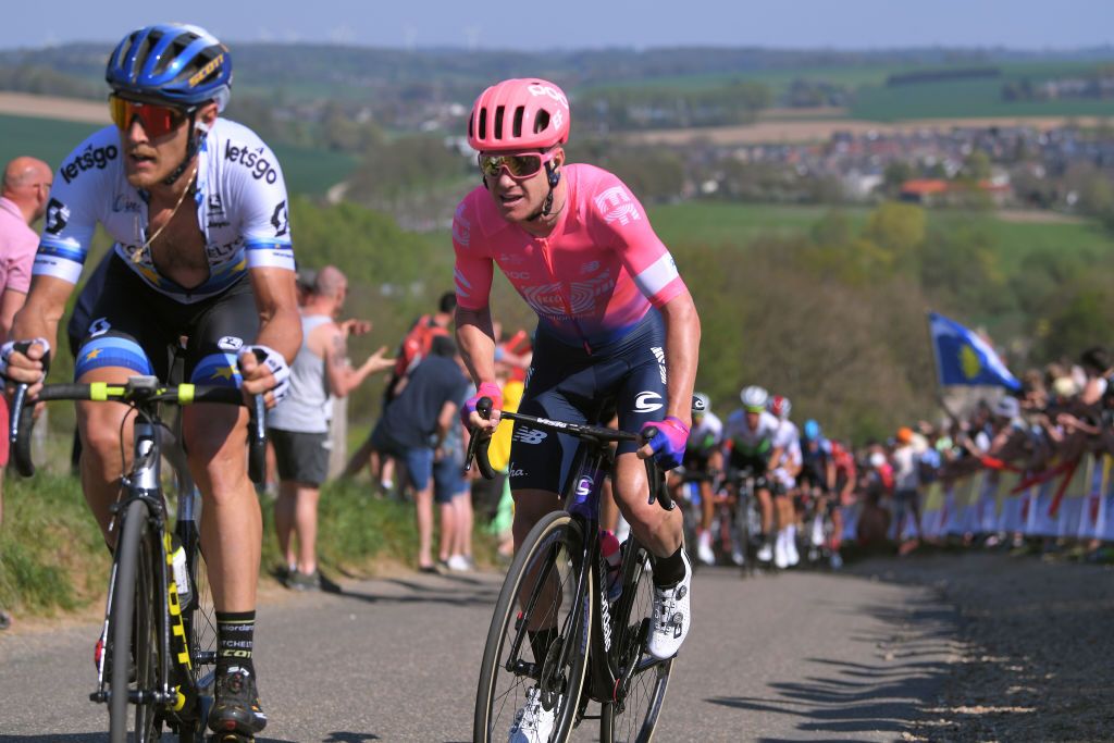 Simon Clarke on the attack at Amstel Gold Race