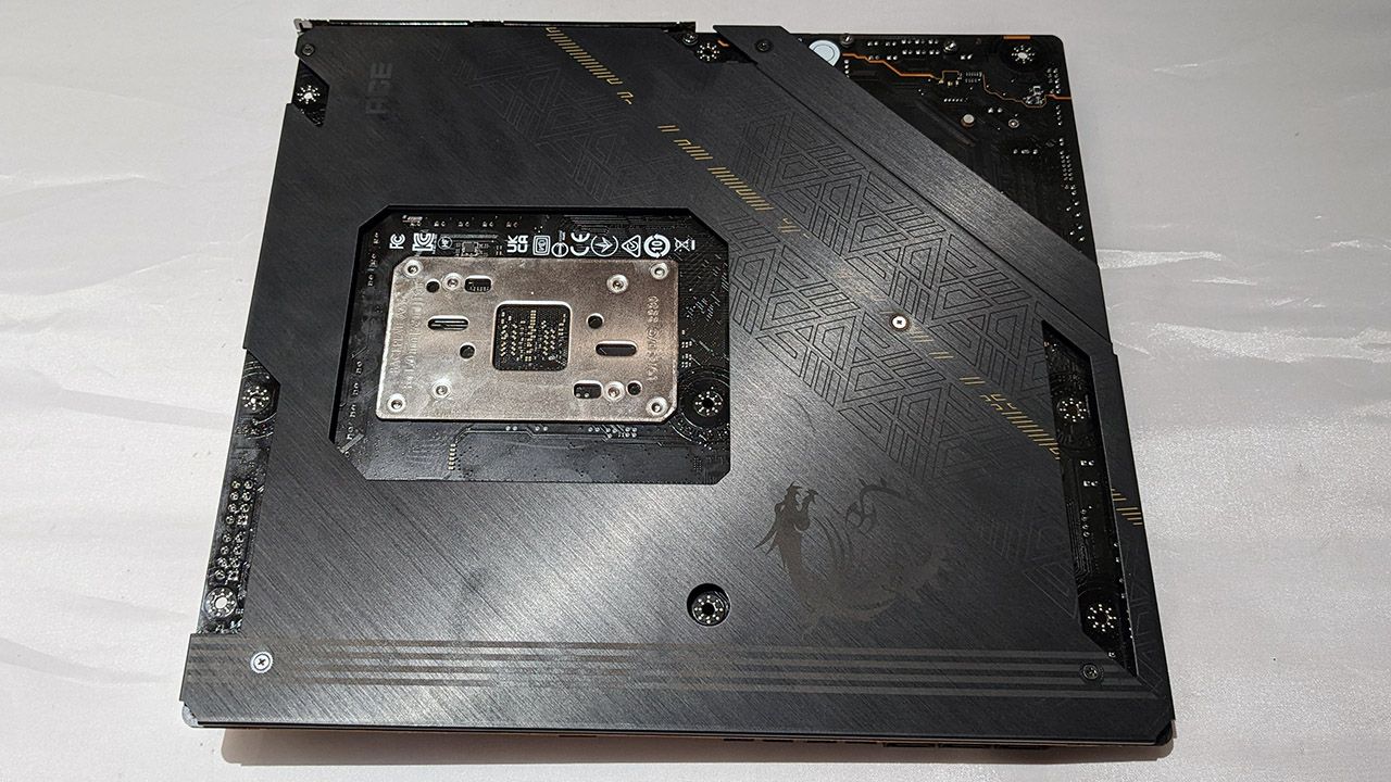 MSI MEG X670E Ace back