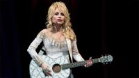 Dolly Parton performs during Dolly Parton Pure & Simple Tour at Mann Center For Performing Arts on June 15, 2016 in Philadelphia, Pennsylvania. 