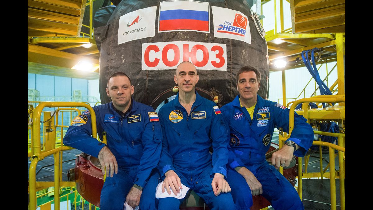 expedition 63 launch