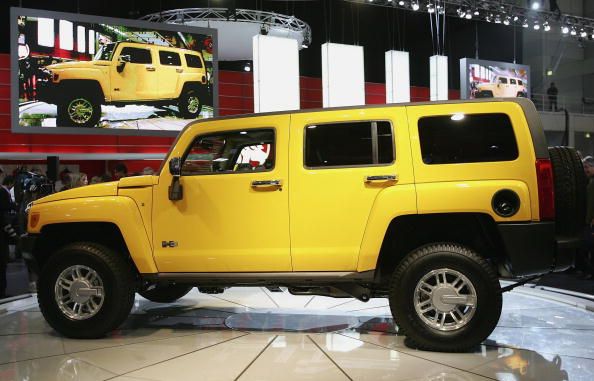 A Hummer H3.