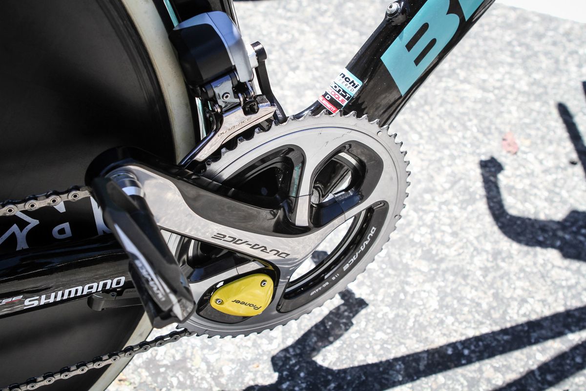 The flat course enabled riders to run big 56/44T chain rings