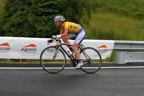 Race leader Marianne Vos (Nederland Bloeit) got herself into the break.