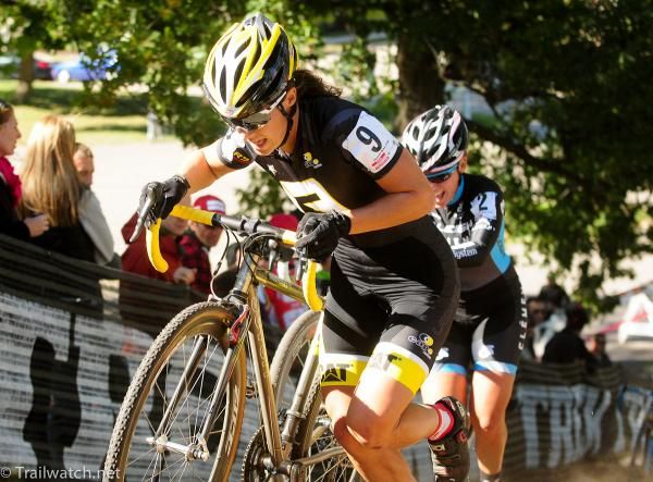 Andrea Smith (LadiesFirst Racing) on the run-up