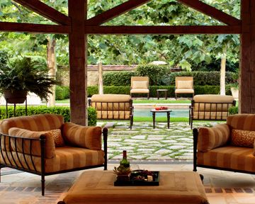 Backyard ideas with pavers: 10 smart ways to elevate your patios and ...