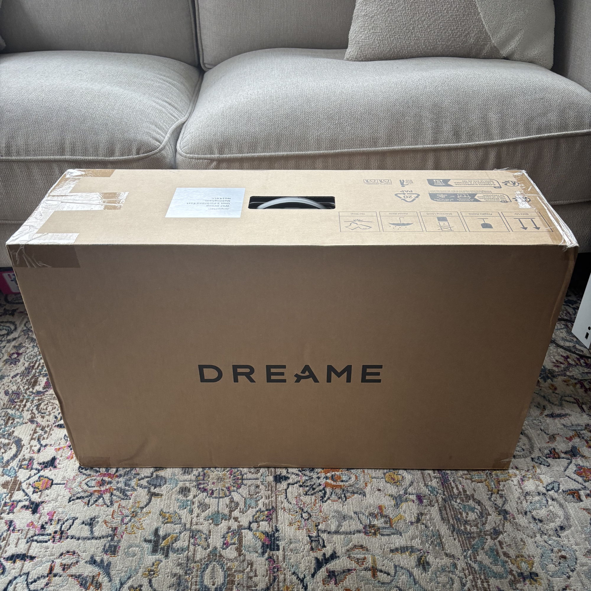 Dreame V20 Pro Cordless Stick Vacuum outer packaging