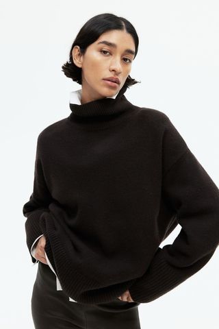 Cashmere-Blend Turtleneck Sweater