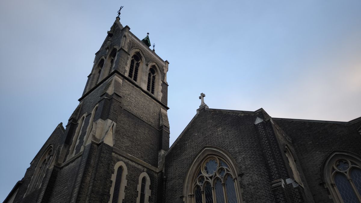 Xiaomi 13T camera sample of a church at dusk