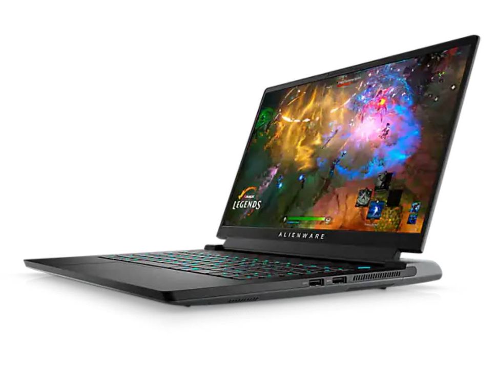Alienware m15 R5 Ryzen 7 gaming laptop gets $350 price cut | Laptop Mag