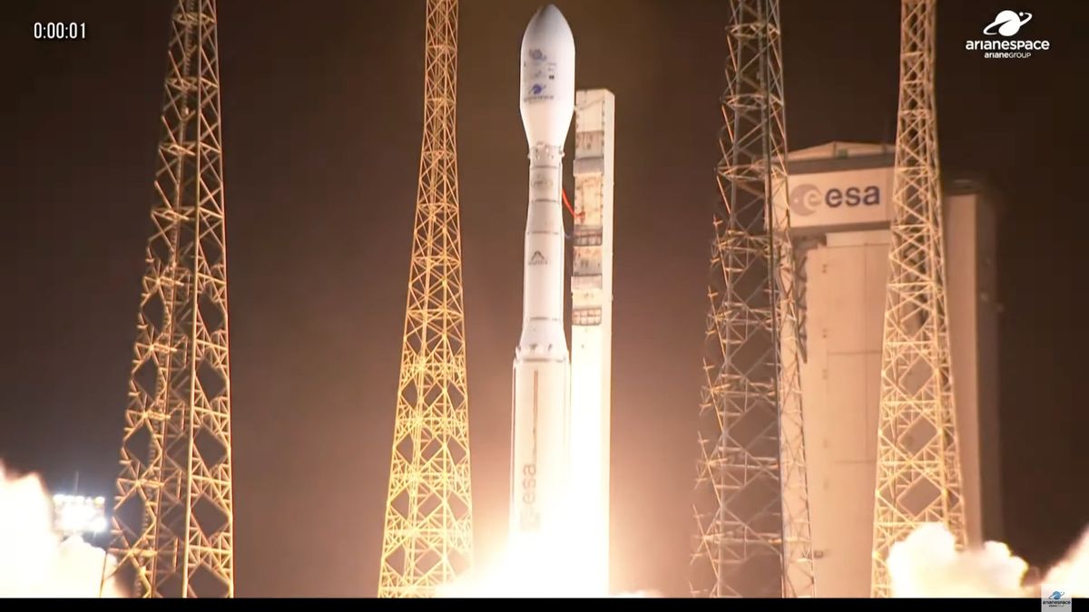 European Vega C rocket launches CO2-mapping satellite