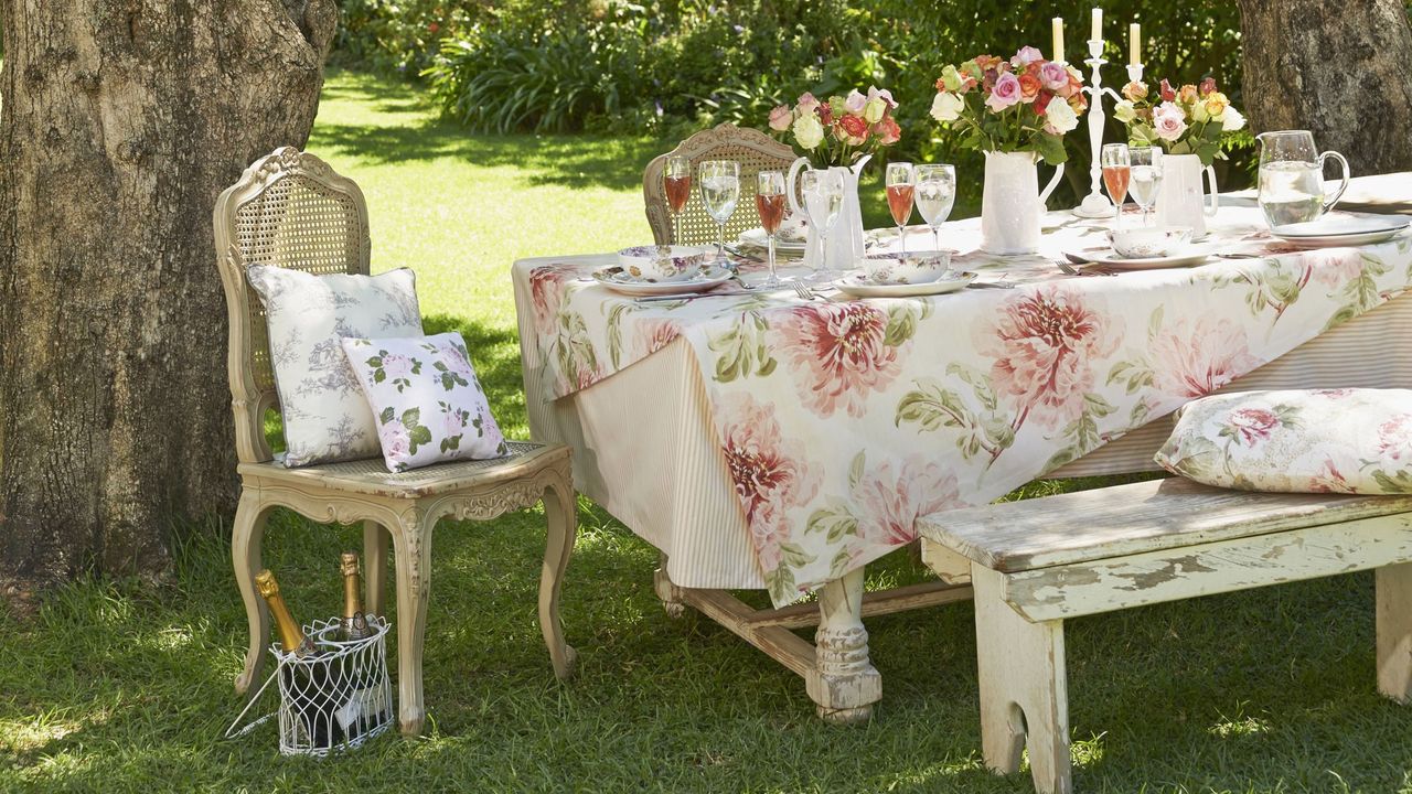 garden wooden furniture with flower pots