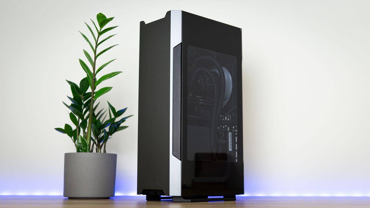 Hardware Installation - Phanteks Evolv Shift 2 Review: Pretty Mini