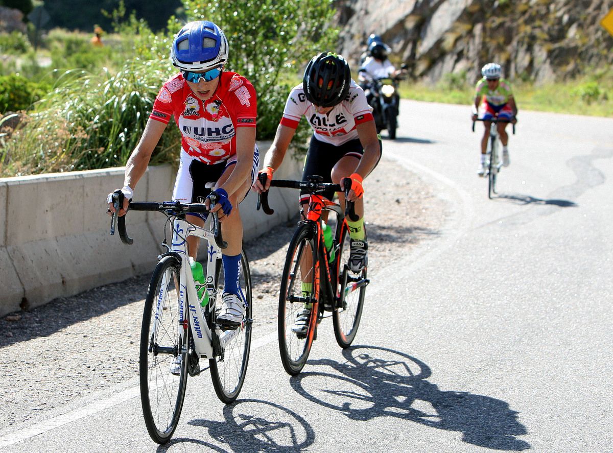 Katie Hall (UnitedHealthcare) riding to the stage win