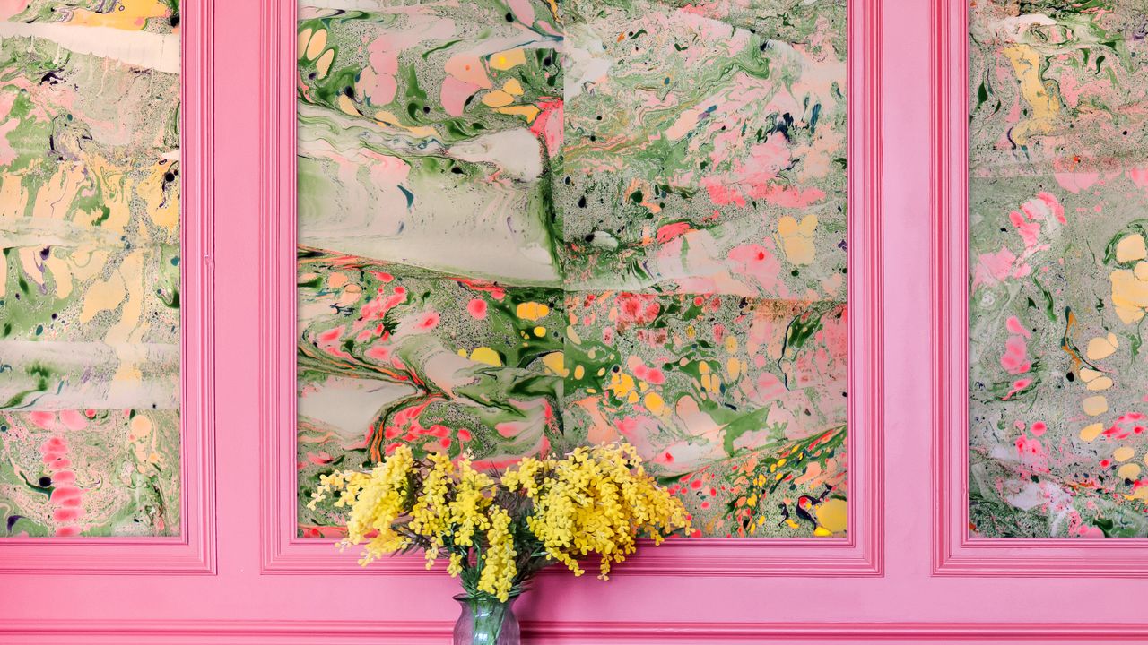 Marble decorating ideas Nat Mak&#039;s marbled papers used in a period living room with panels painted in bright pink 