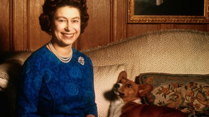 Queen Elizabeth and her corgi