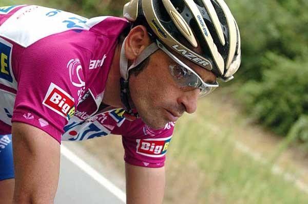 Paolo Bettini was composed on his way to winning stage 15
