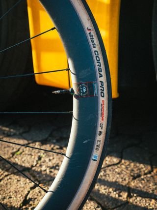Dylan van Baarle's Cervelo S5 shod with Vittoria Corsa Pro 28mm tyres