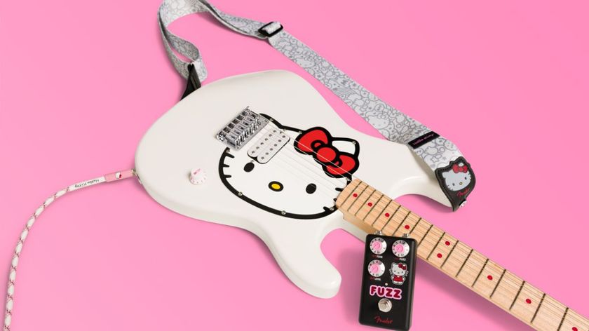 Fender x Hello Kitty