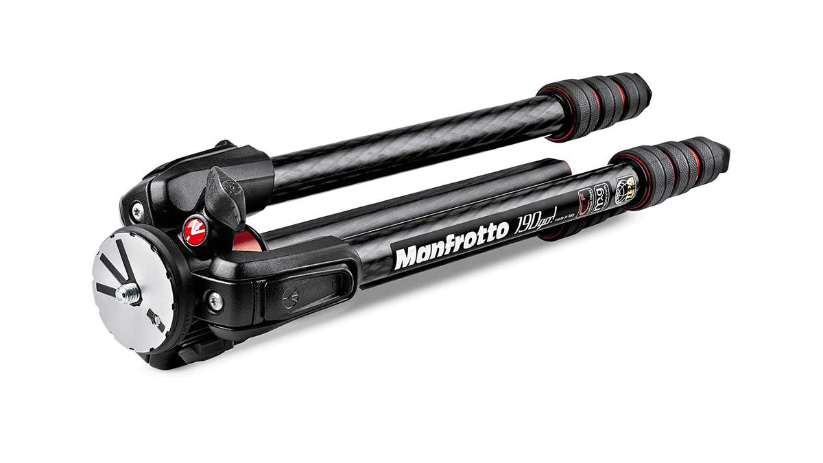 Manfrotto 190 Go! Tripod review: image shows collapsed tripod
