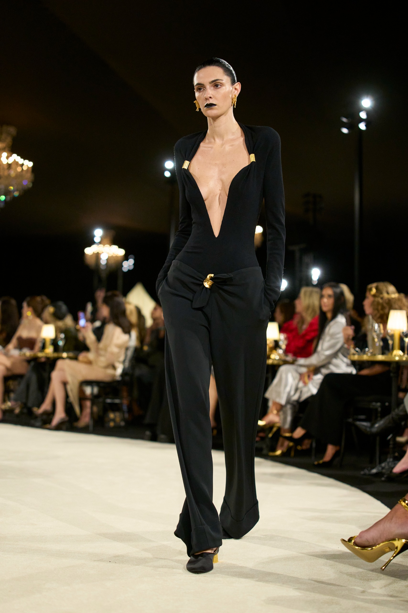 Schiaparelli S/S 27 runway