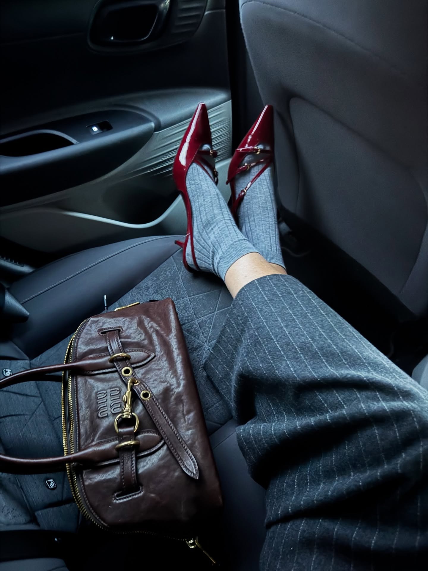 Influencer wearing the gray sock trend