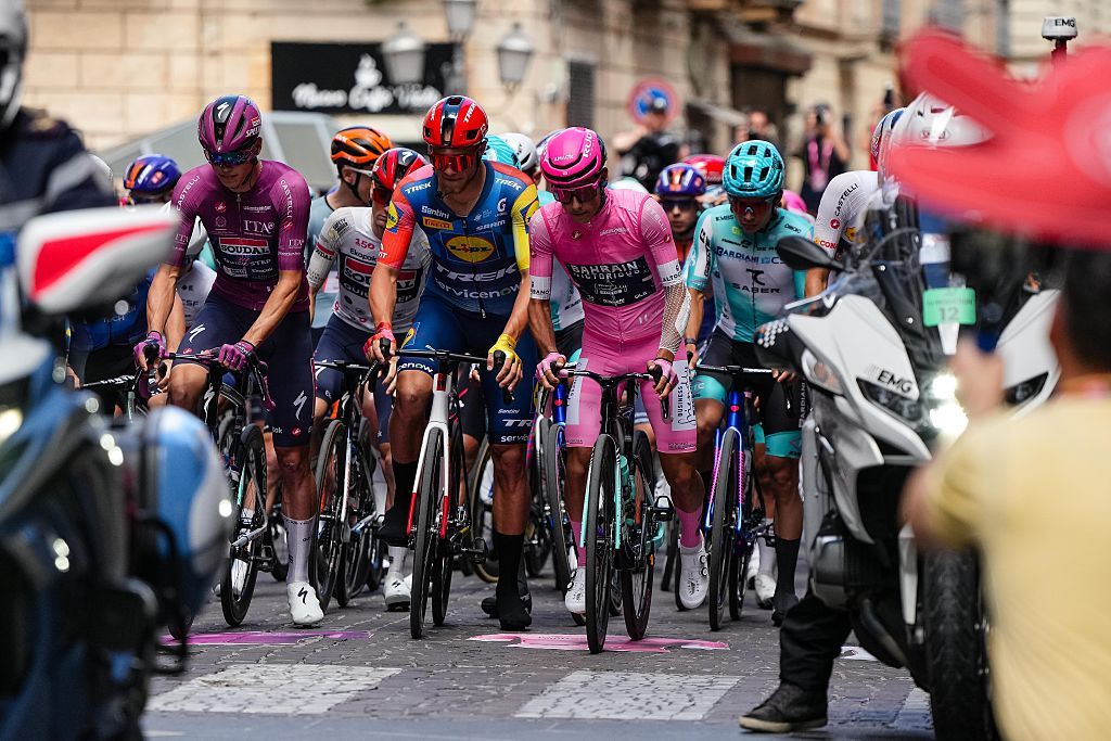 Giro d'Italia Second Summit Finish at Corno alle Scale - News Directory 3