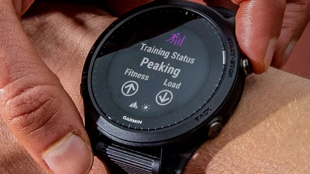 The Garmin Forerunner 945 smartwatch showing screen training details