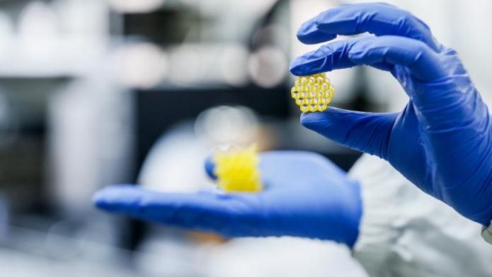Chinese scientists tout infinitely recyclable 3D printer resin — can be broken down at the molecular level using a thermally reversible photo-click reaction
