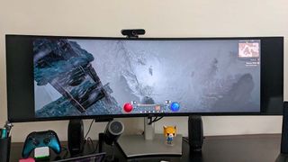 Diablo 4 on Dell UltraSharp Curved Monitor.