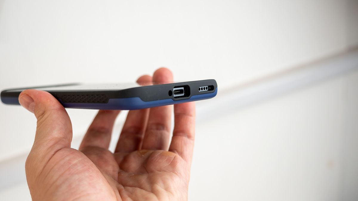 The blue DualShield Tudia case for the Honor Magic 6 Pro