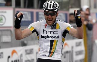 Matt Goss prevails in the 2011 Milan-San Remo.