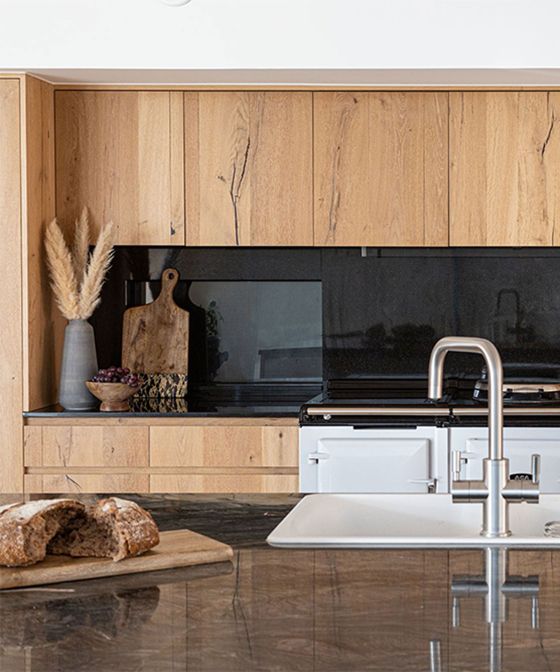 Modern kitchen ideas with reclaimed wood cabinets