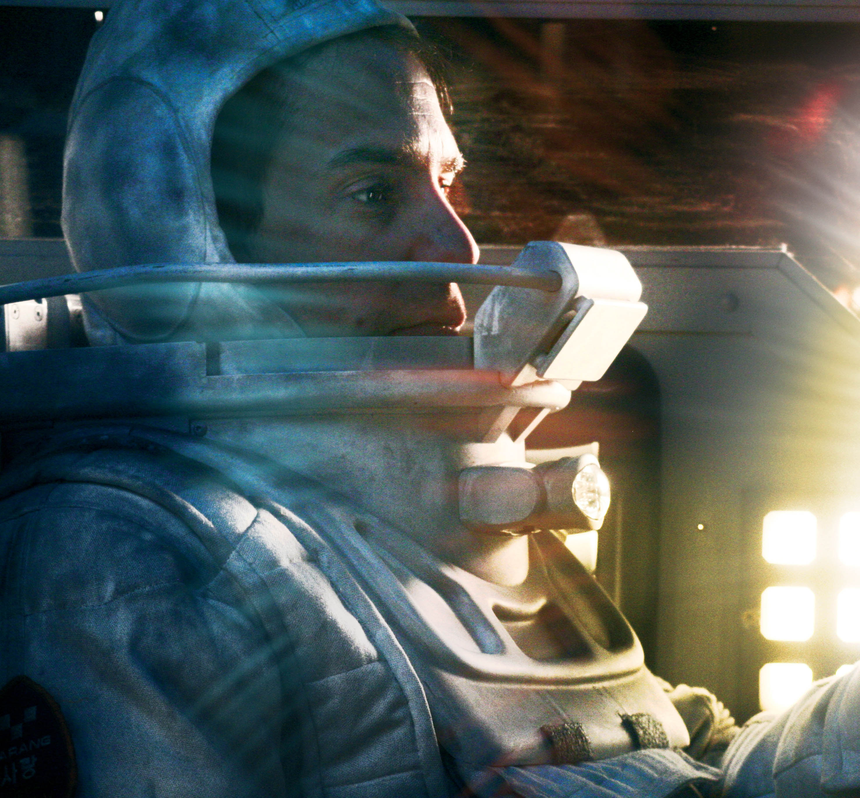 TV tonight Sam Rockwell stars in sci-fi thriller Moon.